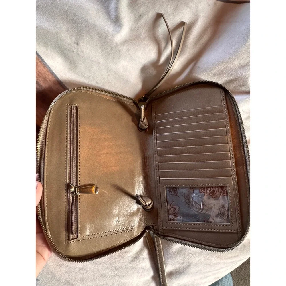 Hobo International Quill Cobblestone Crossbody Wallet‎ Bag